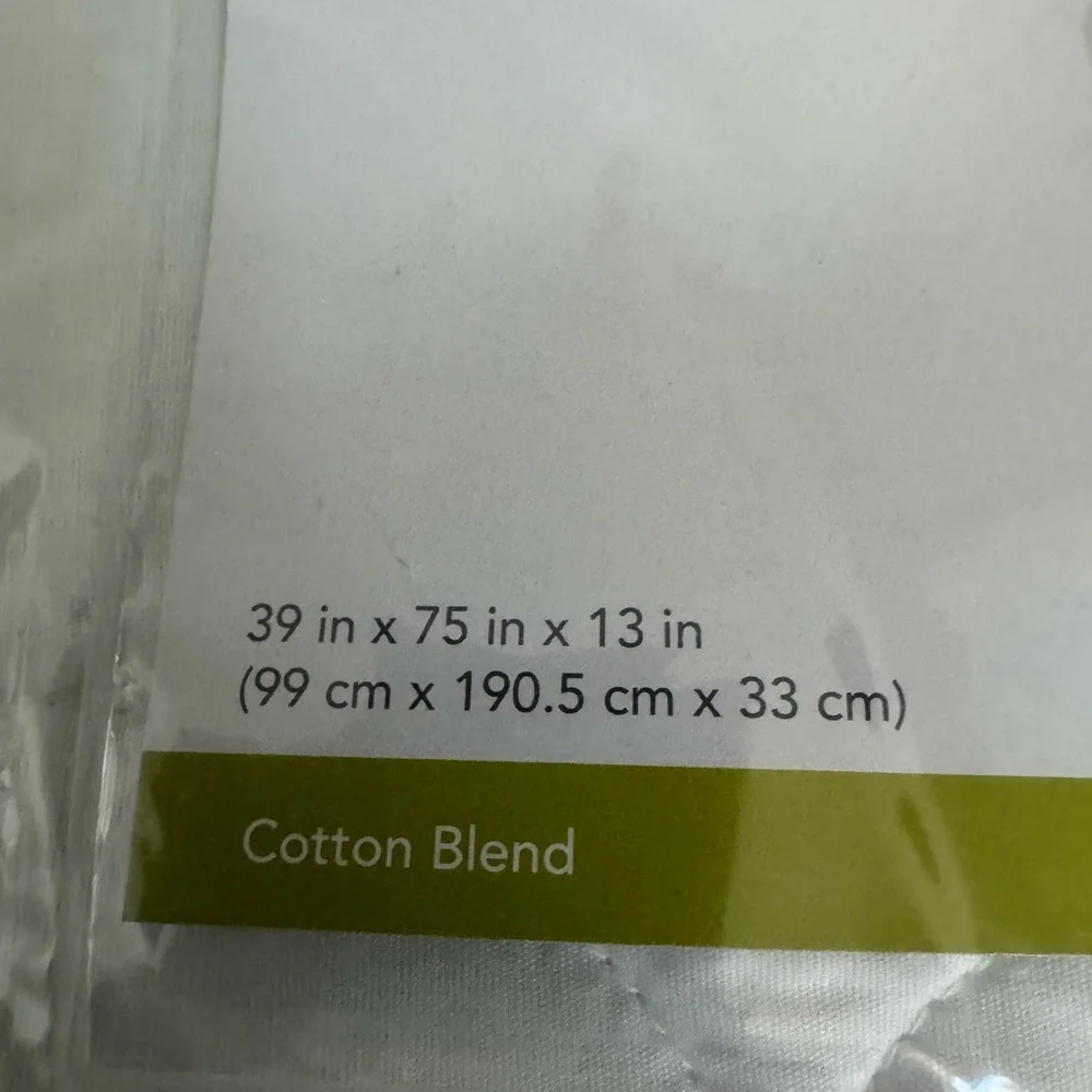Room Essentials Twin Cotton Blend Mattress Pad - White‎